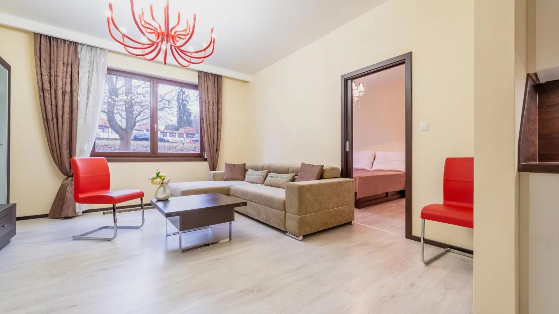 Imperial Apartment In Bohemia Residence By Rentez Karlovy Vary